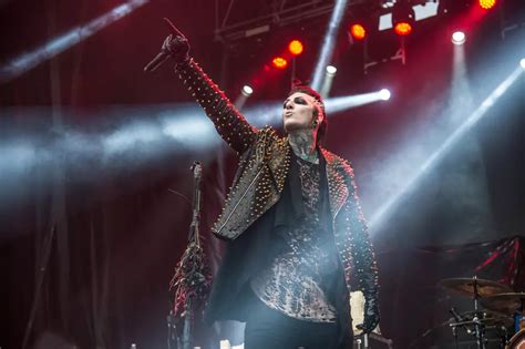 Motionless In White Live