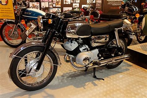 Suzuki T10 - Technische Parameter