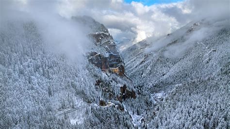 Türkiye's historic Sumela Monastery welcomes winter snow | Daily Sabah