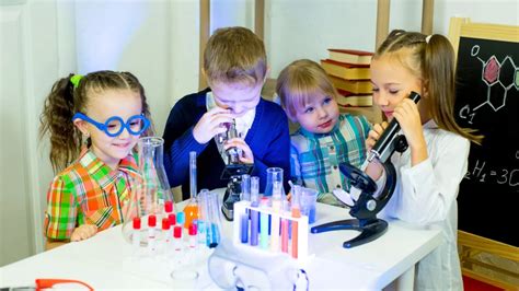 The Top 10 Easy Science Experiments for Preschoolers That Encourage ...