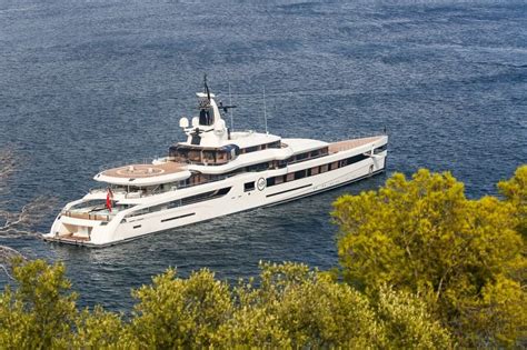 Lady S Yacht • Dan Snyder 180m Superyacht