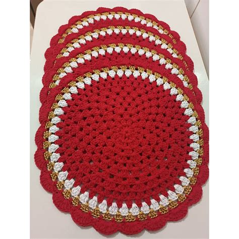 Sousplat De Crochê Vermelho Com Dourado - Sousplat de crochê vermelho, branco e dourado | Shopee Brasil