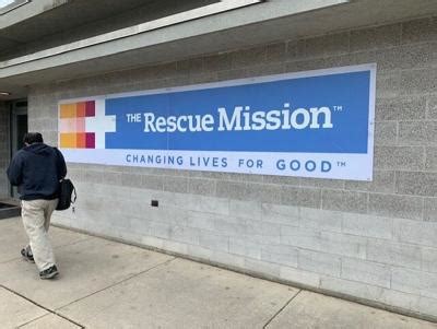 Fort Wayne Rescue Mission opens warming shelter ahead of Christmas ...