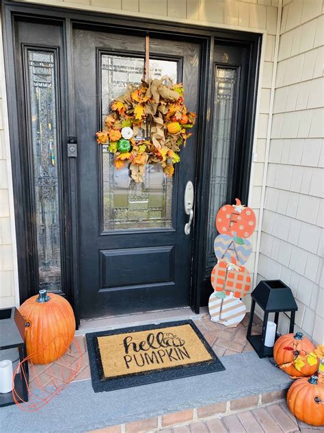 DIY Tutorial: Delightful Rustic Fall Sign for Your Porch - Craft and ...