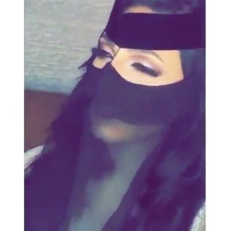 Femme Arabe En Hijab Avec Des Yeux Sexy 1 Arab Porn XHamster