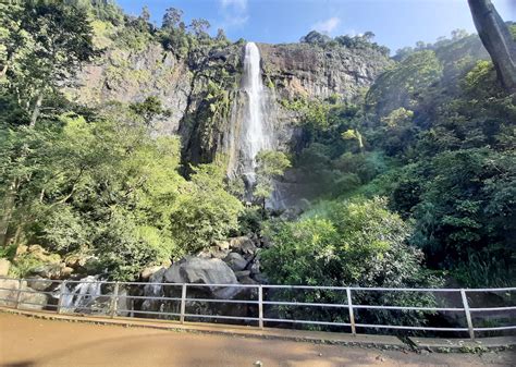 Diyaluma Falls