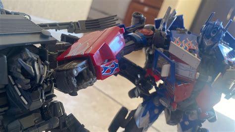 Transformers Optimus Prime Vs Bone Crusher Stop Motion Vs Youtube