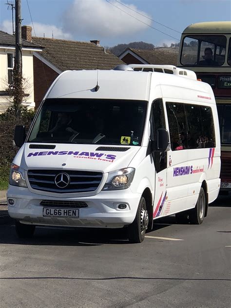 Gl Hen Henshaws Coaches Moreton On The Marsh Josh Brown Flickr