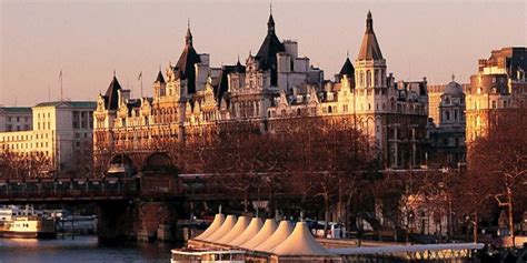 royal horseguards hotel  verylvke