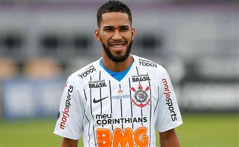 volta de Everaldo Corinthians está escalado para a semifinal do