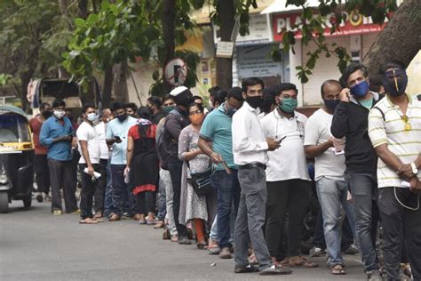 Dead bodies floating in India's Ganges amid COVID-19 crisis - Los ...