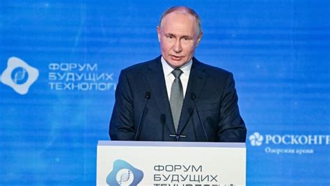 Vladimir Putin Sebut Ilmuwan Rusia Hampir Berhasil Ciptakan Vaksin Kanker