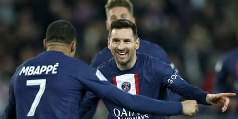 Ligue Ancora Messi E Mbapp Il Psg Piega Il Nantes E Vola A Sul