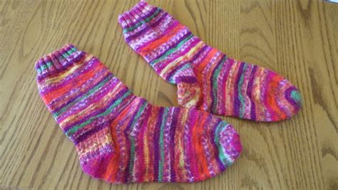 Solve Knit Socks Jigsaw Puzzle Online With 15 Pieces