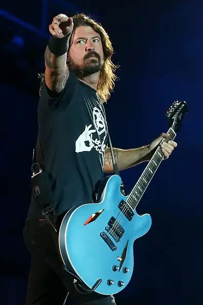 Dave Grohl Net Worth - Celebrity Sizes