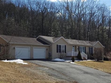 80 Black Bear Cir Kunkletown PA 18058 Realtor