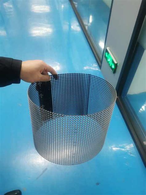 3D Naked Eye See Through High Brightness P6 25 Hologram Film Led Display Background Led Screen