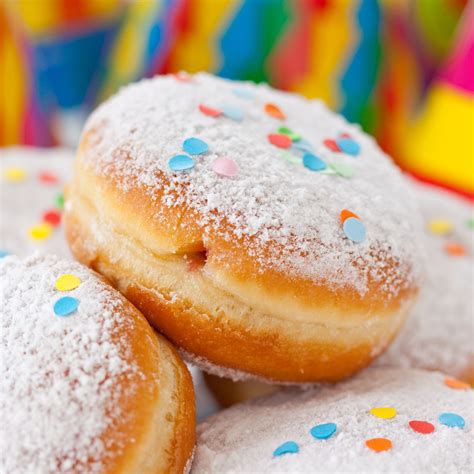 Berliner Doughnut – Berliner Pfannkuchen/Berliner - Saskatchewan German ...