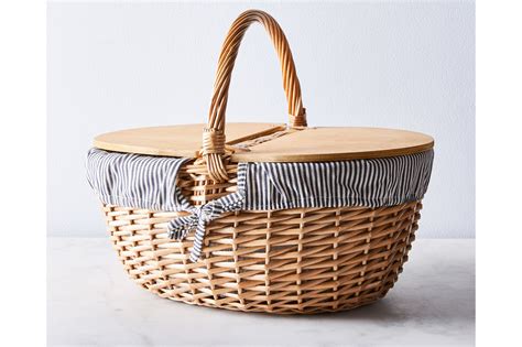 24 best picnic baskets and essentials for 2022 adventures