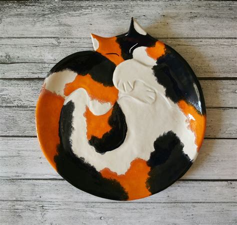 Керамическая настенная тарелка кошка в интернет-магазине на Ярмарке ...