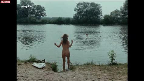 Naked Dana Brauer In Abschiedsdisko