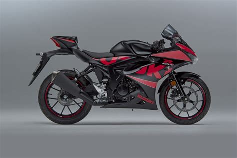 Suzuki GSX R125 Accessory Pack Graphics Kit Launched In The UK