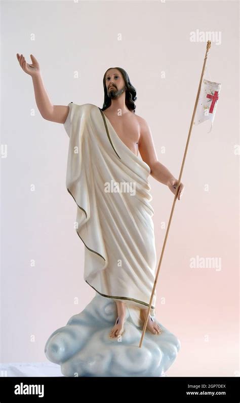 Risen christ statue hi-res stock photography and images - Alamy