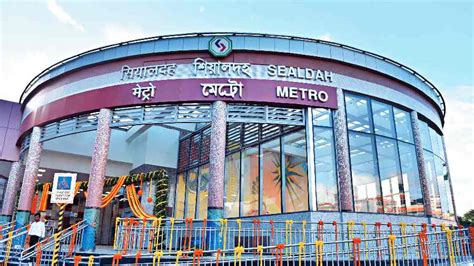 Sealdah Station Inside