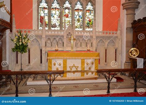 Altar at Holy Trinity Parish Church Editorial Stock Photo - Image of ...