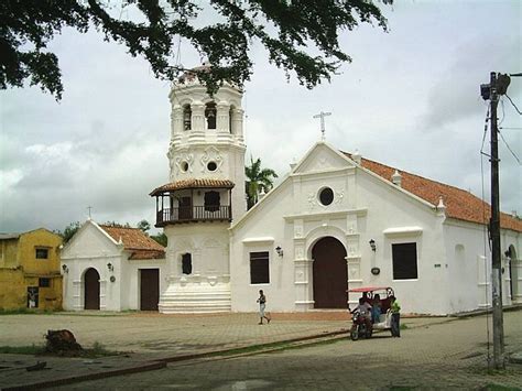 Iglesia De Santa Bárbara En Mompox Colombia Mompox Mompox Colombia