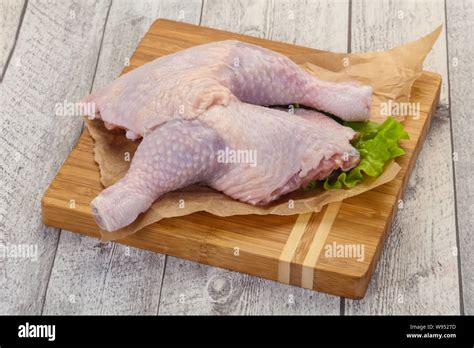 Raw chicken leg ready for cooking Stock Photo - Alamy