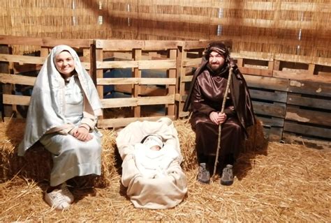 Martina Franca Il Presepe Vivente Con Bambini Dell Asilo E Nella