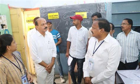 Medak Brs Mp Candidate P Venkat Rama Reddy Laud Ec Officials For