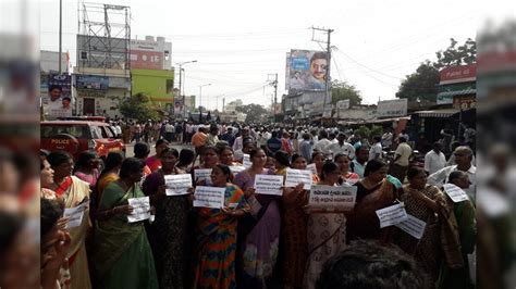 Farmers Stir Against Jagans 3 Capital Formula For Andhra Continues For