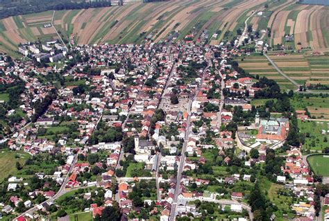 Stary Sącz tworzy strefę aktywności gospodarczej czyli urząd odkłada