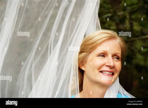 Mature Alone Face Only S S Forties Hi Res Stock Photography And Images Alamy