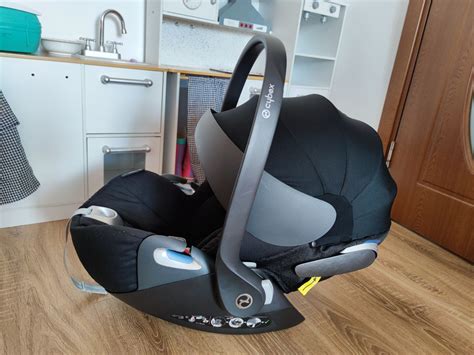 Cybex Cloud Z i-Size si Baza Z Cybex Platinum 360 Timisoara • OLX.ro