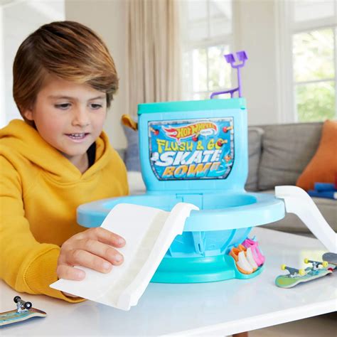 Hot Wheels Flush Go Bowl Skate And Annoy