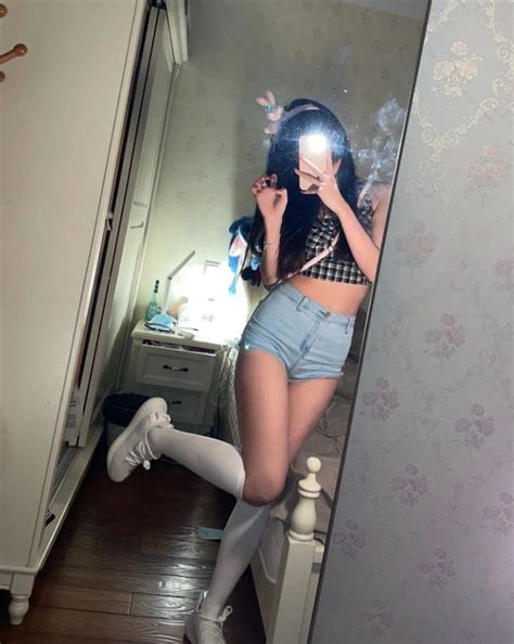 Tỏ thái độ sau phốt lộ nhan sắc thật nàng hot girl bị CĐM khui luôn quá khứ bán ảnh 18