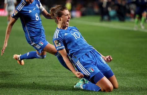 Cristiana Girelli Scores Late Goal As Italy Edges Argentina 1 0 At