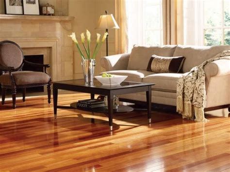 Light Wood Floor Decorating Ideas