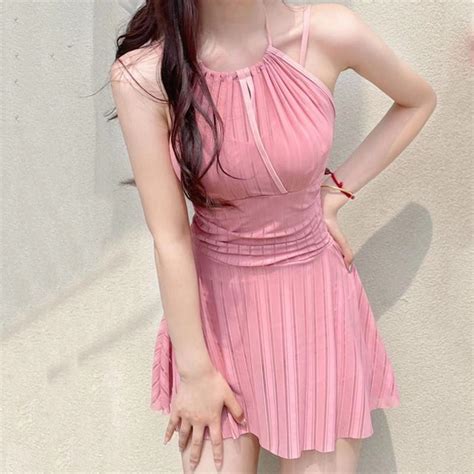 Generic Hot Spring Pink Small Chest Halter Covering Belly Thin Conservative Boxer Skirt One