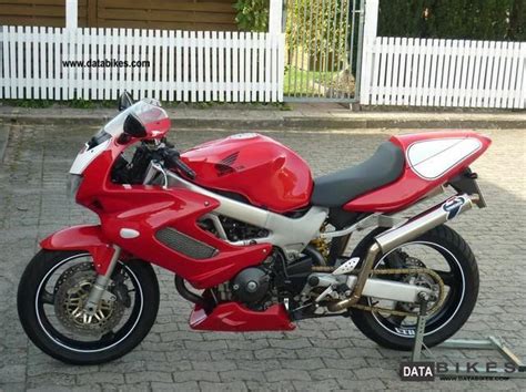 1998 Honda VTR1000F - Moto.ZombDrive.COM