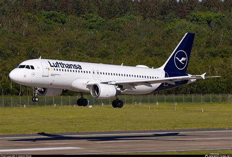 D Aize Lufthansa Airbus A Photo By Valentin R Mer Id