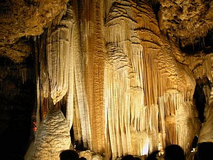 Meramec Caverns - Wikipedia