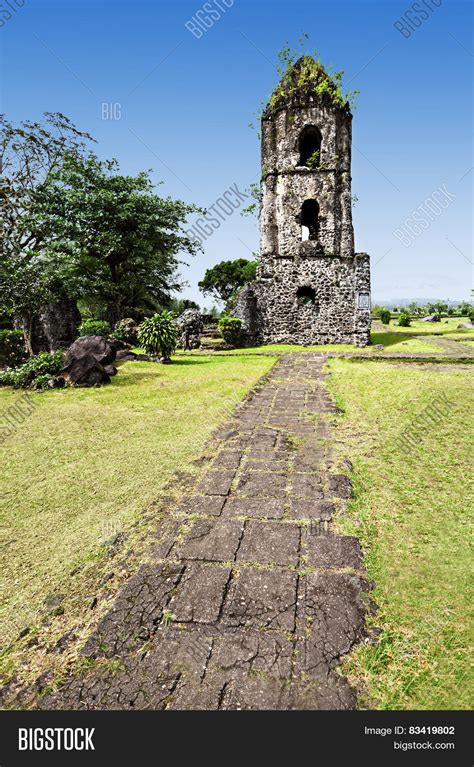 Cagsawa Ruins Image & Photo (Free Trial) | Bigstock