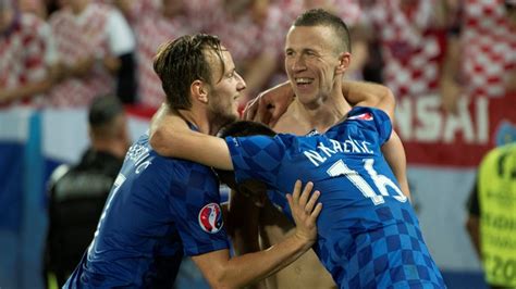 Ivan Rakitić potpisao za Hajduk Hrvatski nogometni savez