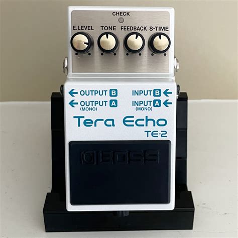 Boss TE 2 Tera Echo Guitar Nine