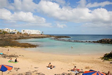 10 Best Beaches in Lanzarote - Which Lanzarote Beach is Right For You ...