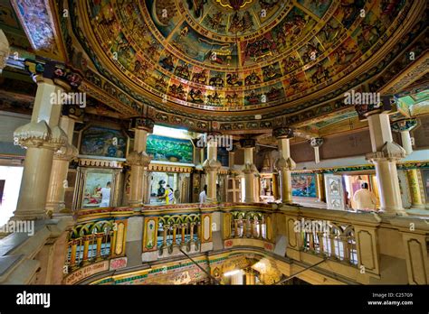 Jain temple, Mumbai, India Stock Photo - Alamy